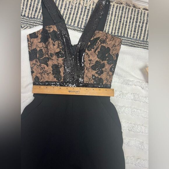 Dress the Population Elias jumpsuit Xxs/ Xs - Picture 7 of 9